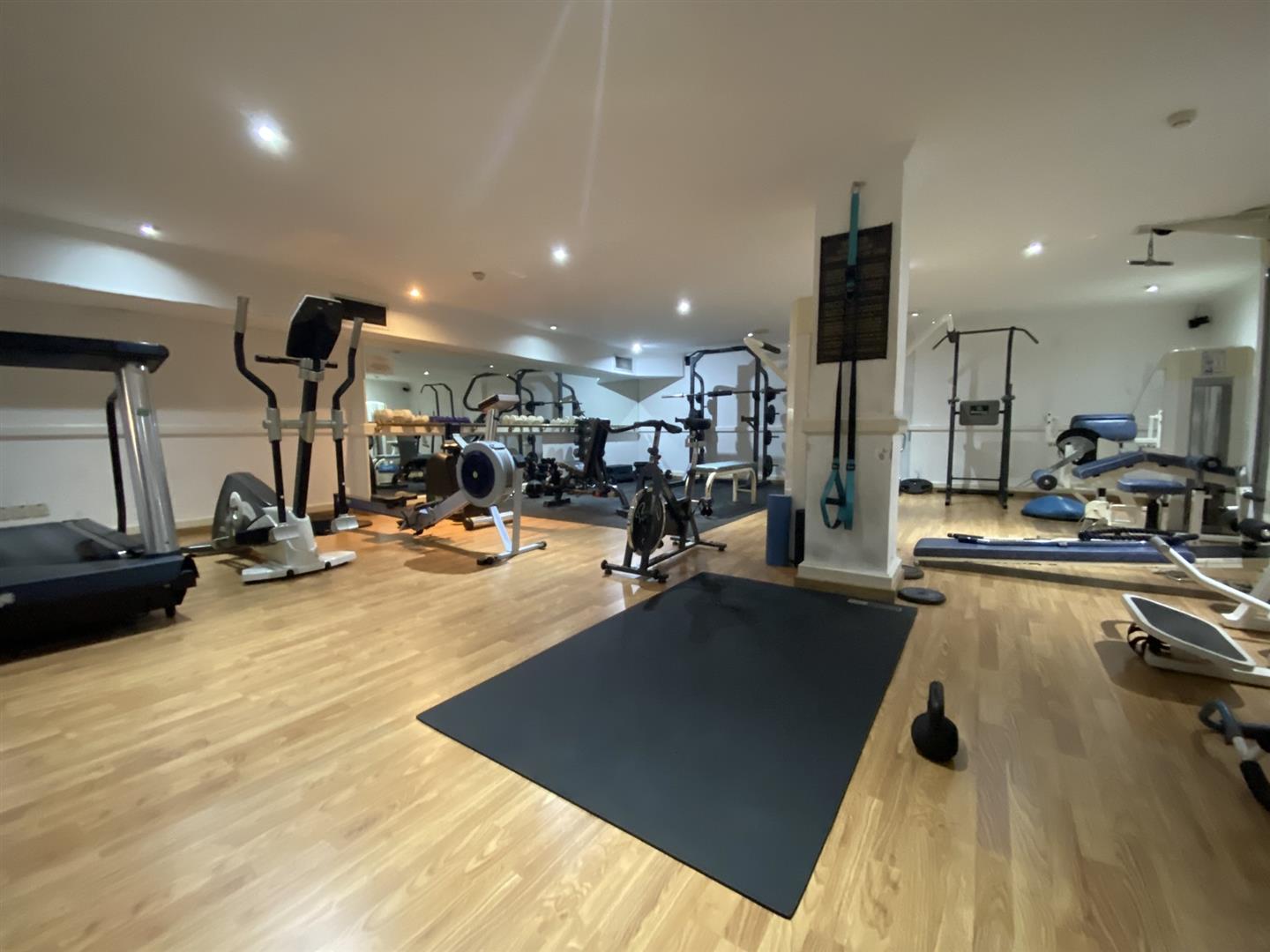 Image of Apartment - 3 Bedrooms - 1 Bathrooms for Sale in Rosia Plaza-Gibraltar, Image 17